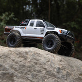 AXIAL - 1/10 SCX10 III Base Camp 4X4 Rock Crawler Brushed RTR, White (AXI-1375T1)