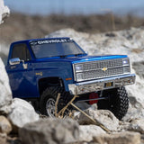 AXIAL - 1/10 SCX10 III Base Camp 1982 Chevy K10 4X4 RTR, Blue (AXI03030T1)